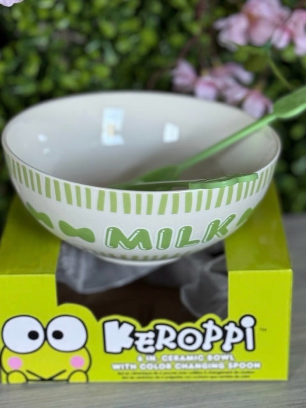 Sanrio Keroppi Green and White Ceramic Milk Bowl with color changing Spoon